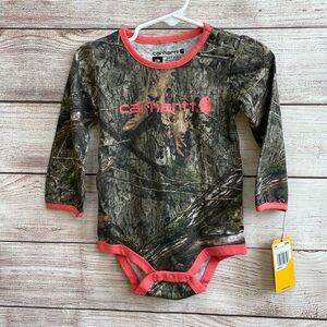 NEW WITH TAGS CARHARTT‎ INFANT GIRLS’ CAMO ONESIE